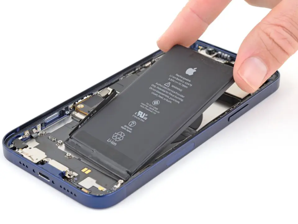 Cambio de batería iPhone 12 (con %) 1