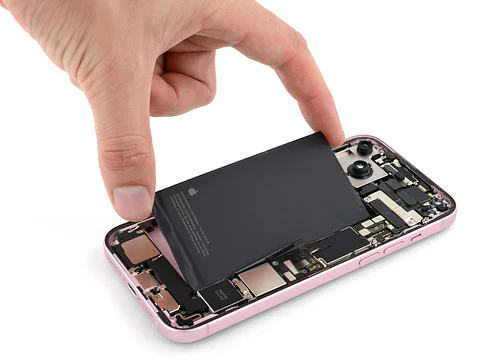 Cambio de batería iPhone 15 Plus (con %)