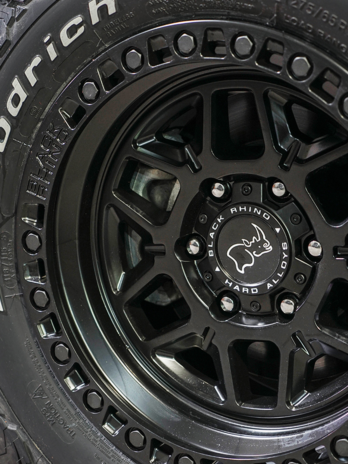 Llantas 17x9 6x139.7 ET = 0  | BlackRhino (SET 4.) 4