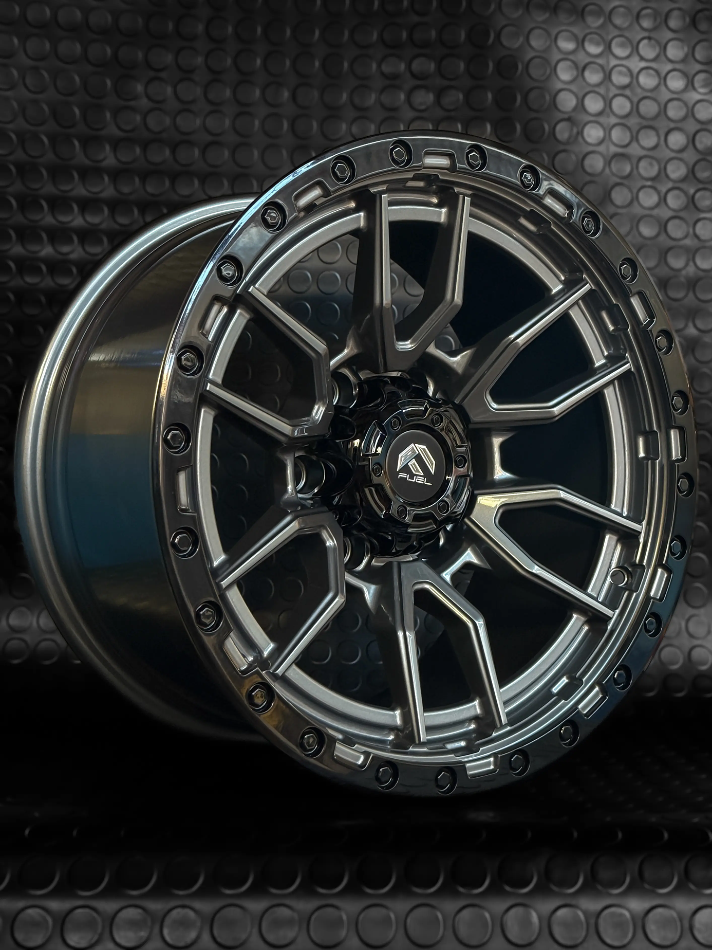 Llantas 17x9 6x139.7 Et -12 Fuel Gris Gloss 1