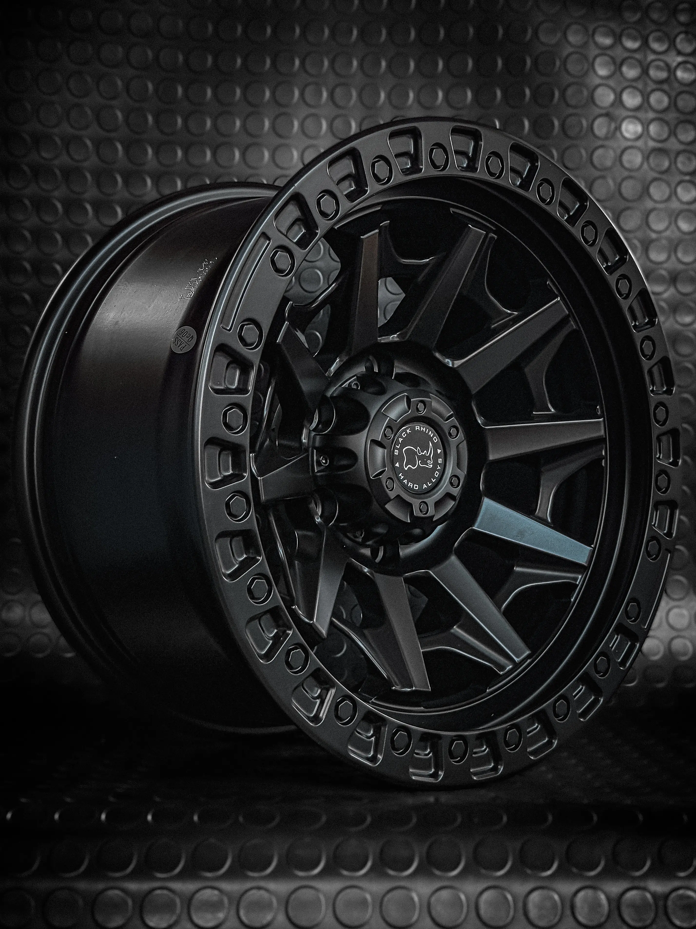 4 Llantas 17x9 6x139.7 Et -12 Blackrhino negro mate 3
