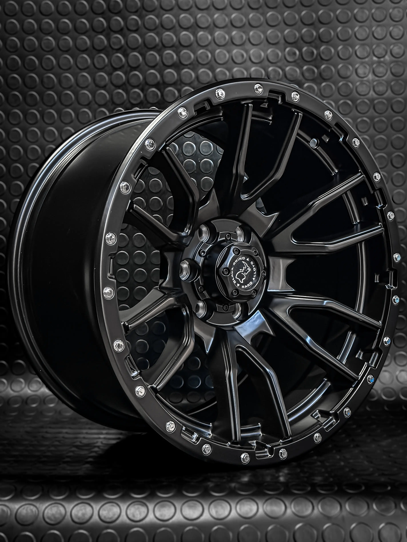 4 Llantas 17x9 5x120 BlackRinho ET 0 Negro Mate 4