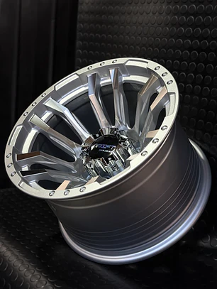 Llantas 16x10 6x139.7 ET -44 CROMADAS DRIF R