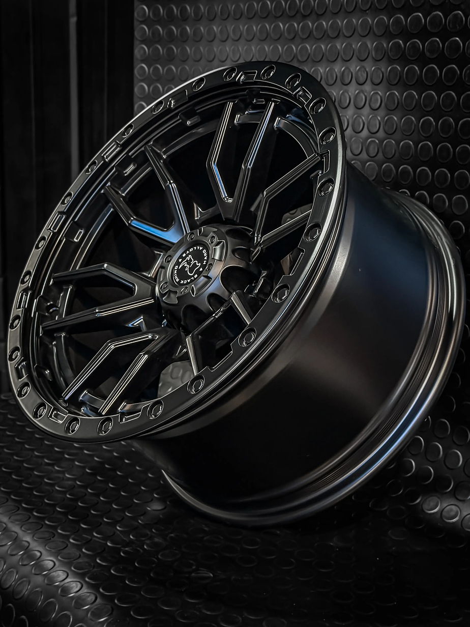 4 Llantas 17x9 6x114 Blackrhino ET -12 Negro mate 4