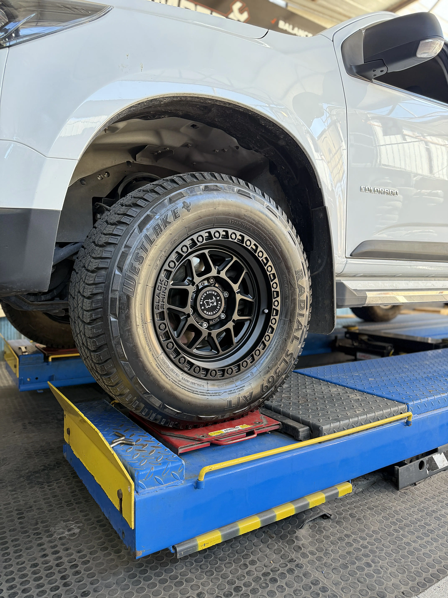 Llantas 17x9 5x130 ET -10 Black Rhino Negro Mate (Set 4 llantas) 2