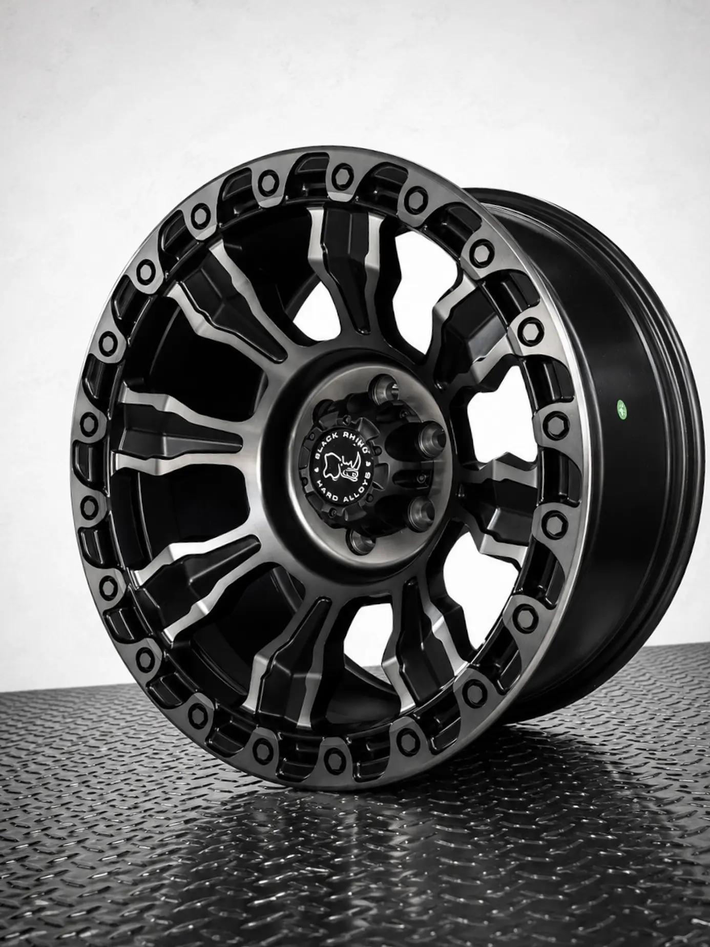 LLANTAS 17X9 6X114 ET 10 BLACKRHINO GRIS/NEGRO 1