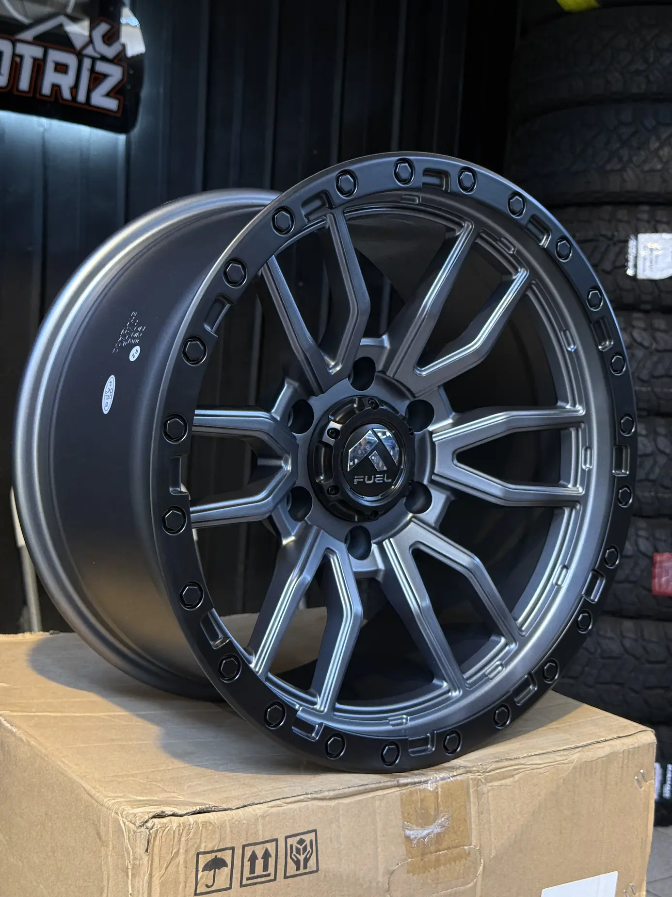Llantas 17x9.0 6X139.7  ET-12 Fuel Gris ( 4 LLANTAS ) 1