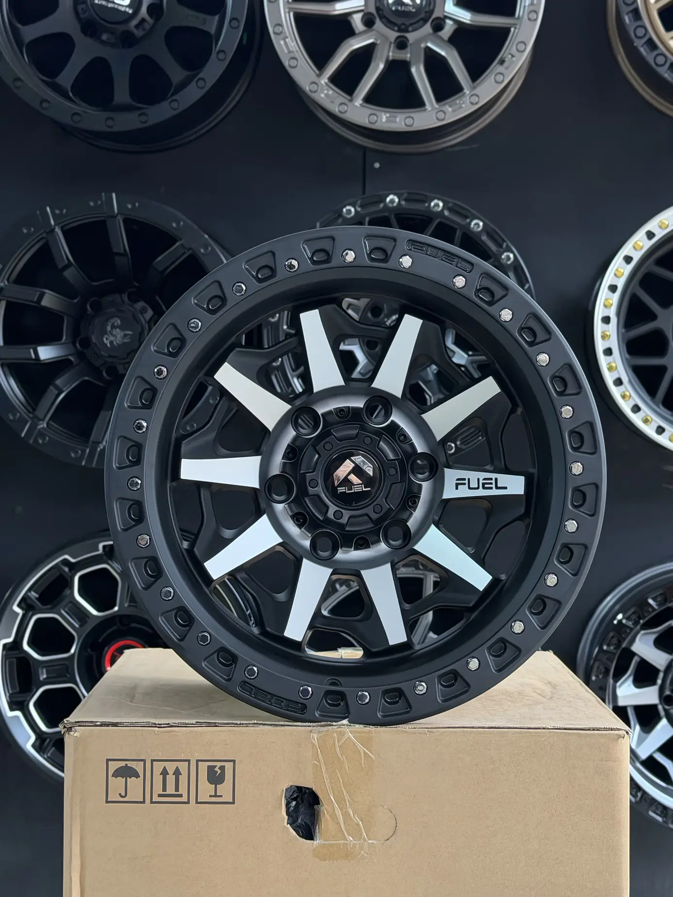 16x10 6X139.7 FUEL ET -25 NEGRO MATE ( 4 LLANTAS ) 2