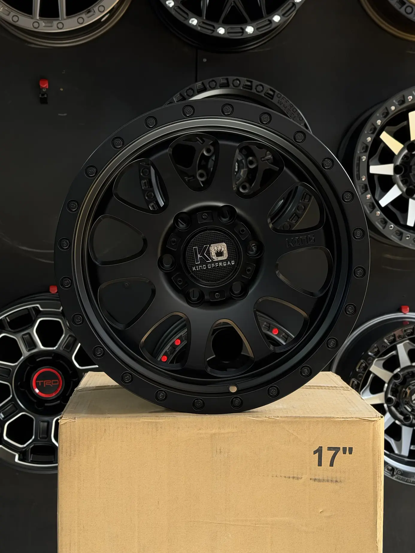 Llantas 17x9 6x139.7 ET -12  KING OFF ROAD NEGRO MATE ( 4 llantas ) 2