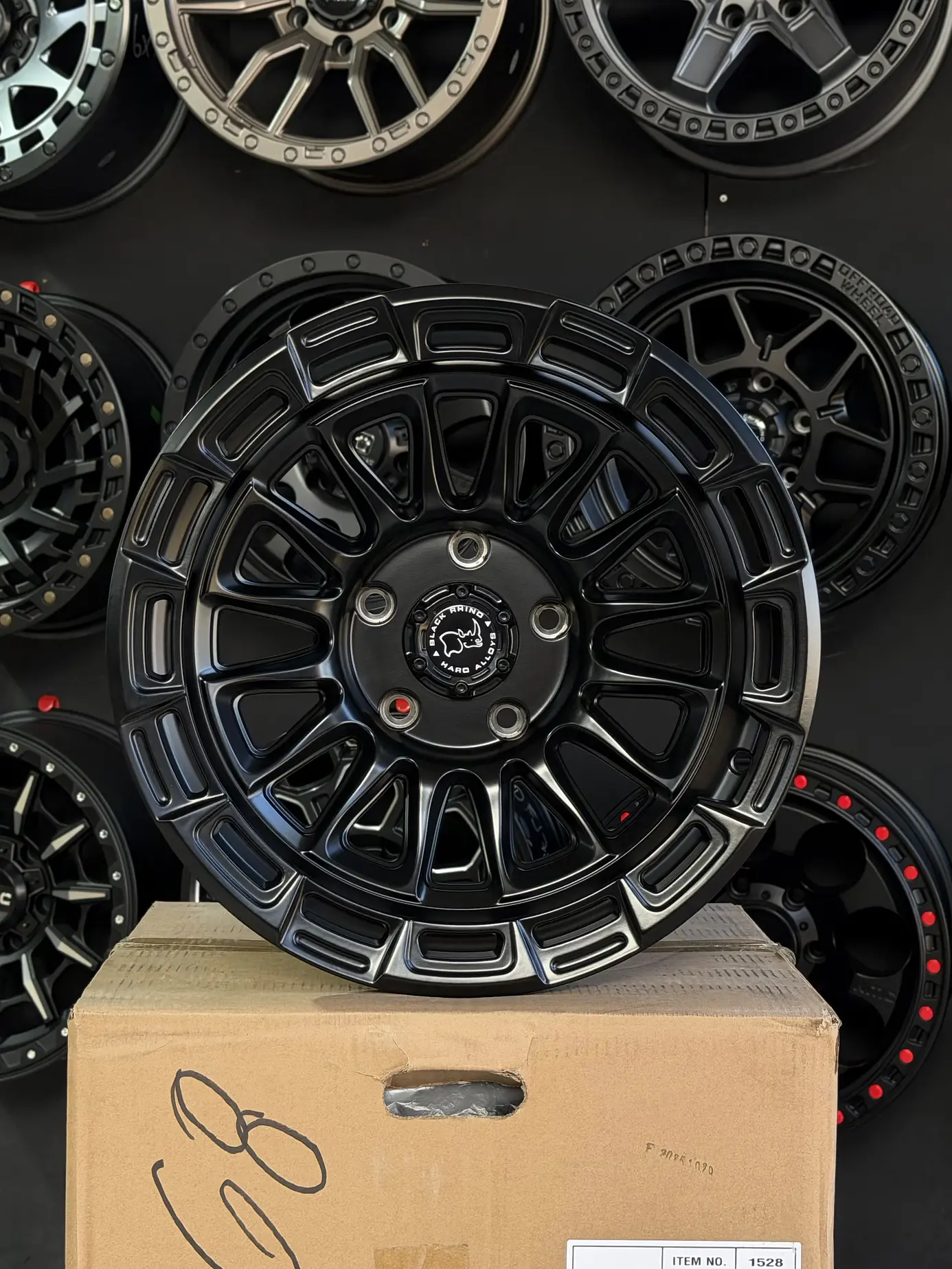 Llantas 17x9 5x130 et 0 blackrhino negro mate  2
