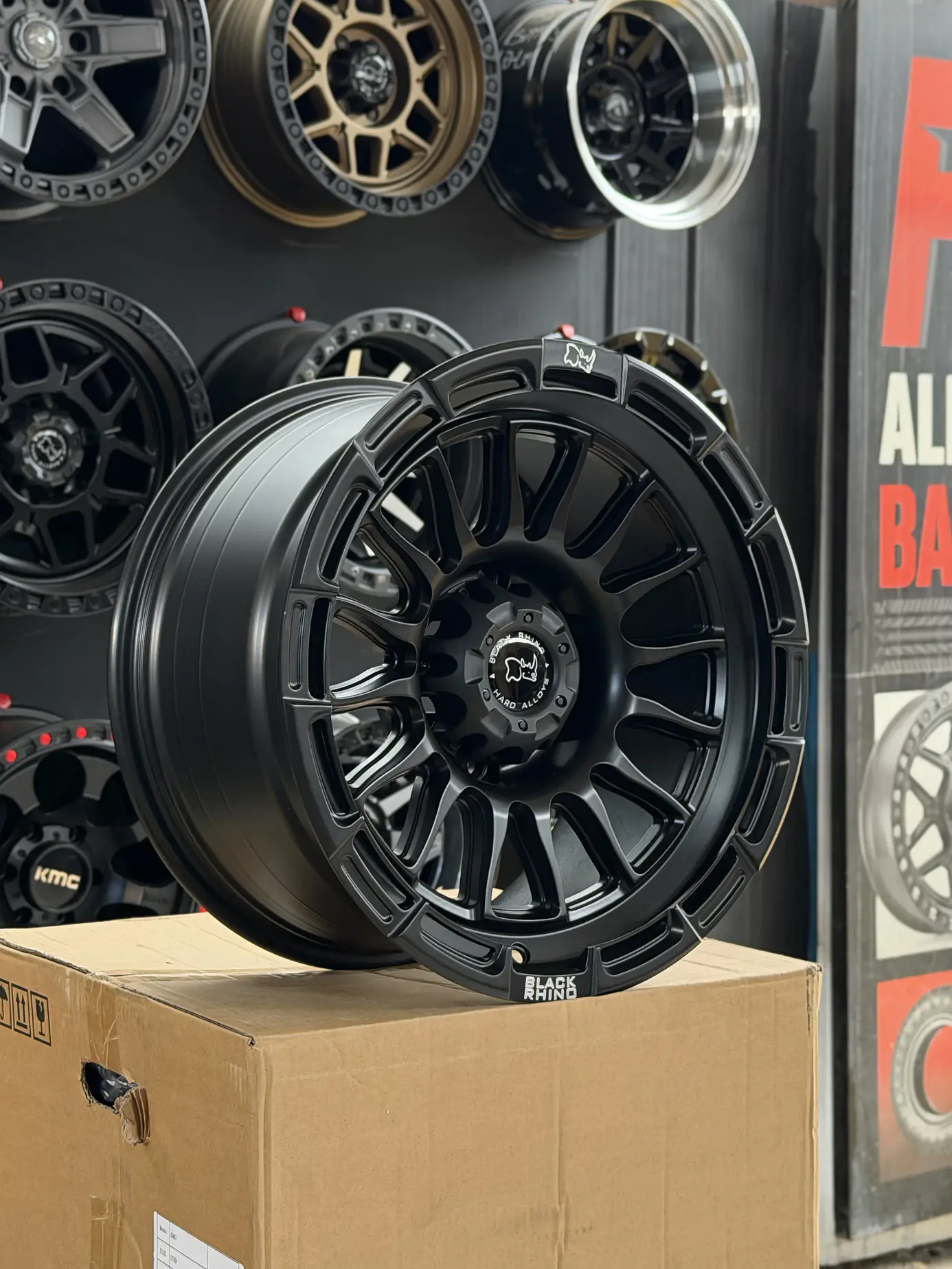 Llantas 17x9 6x139.7 et 0 blackrhino negro mate  1