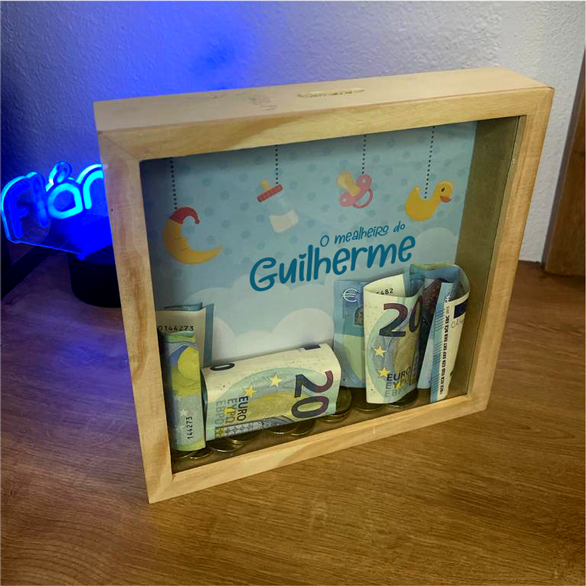 O primeiro mealheiro - Personalizado 1