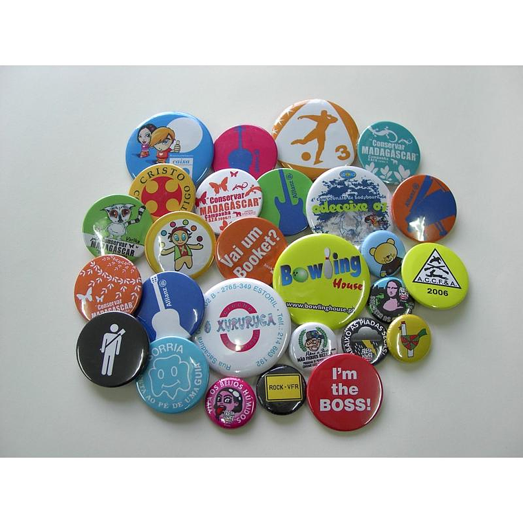 Crachás Personalizados 2