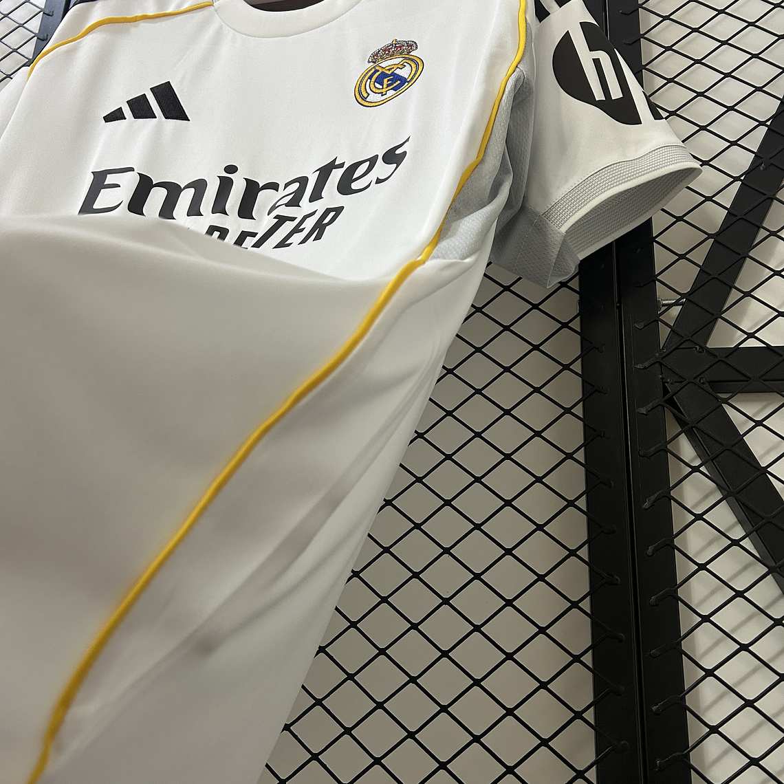 Camisola Real Madrid Principal 25/26 3
