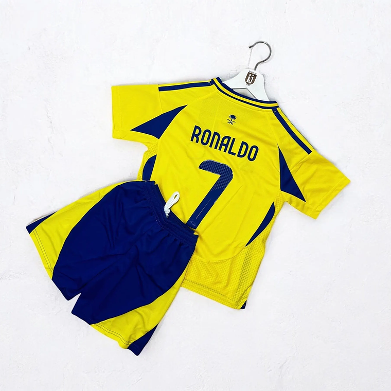 Kit Criança Principal 24/25 - Al Nassr RONALDO - (Em stock | Entrega 48h) 1