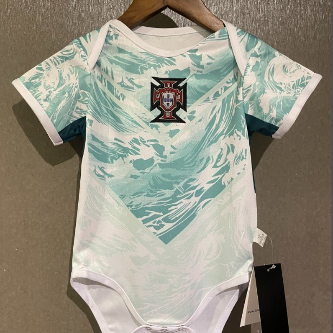 Body Alternativo Portugal para Bebé 2026 1