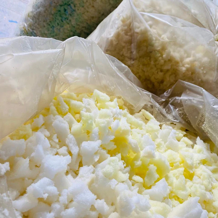 Espuma Molida para Relleno 1Kg 2