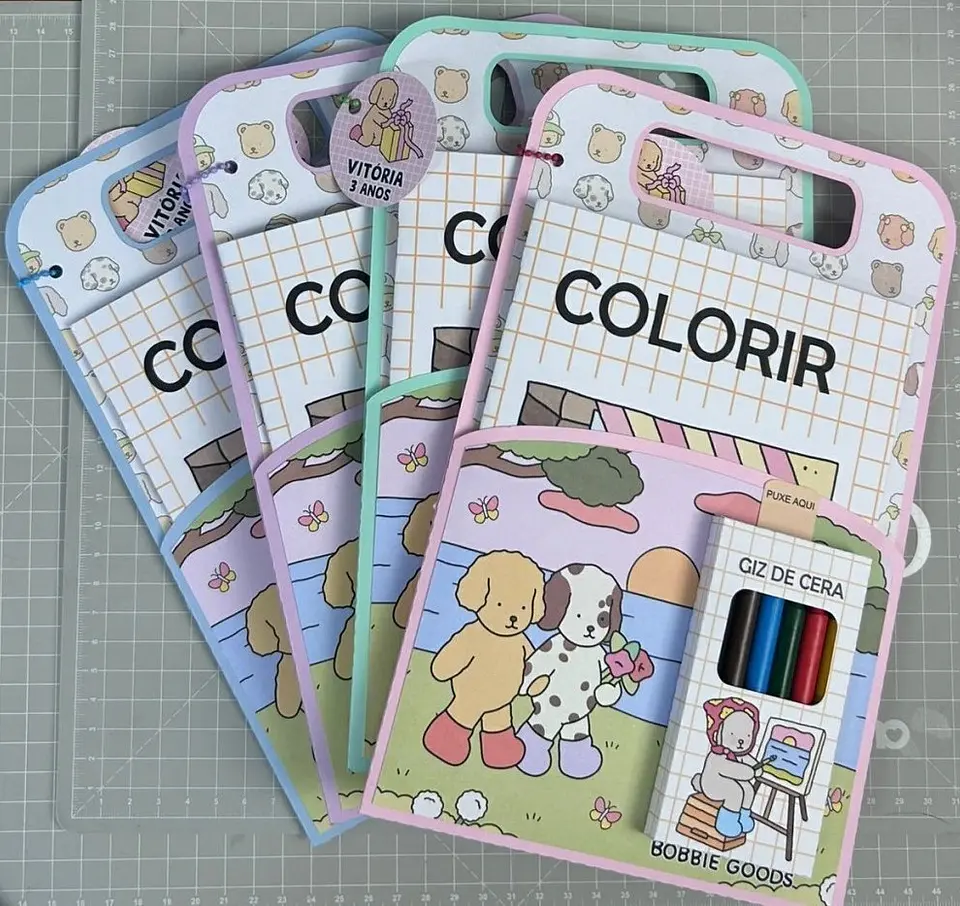 Arquivo de Corte Album de Figurinhas + Bolsinha para Caderno 1 1