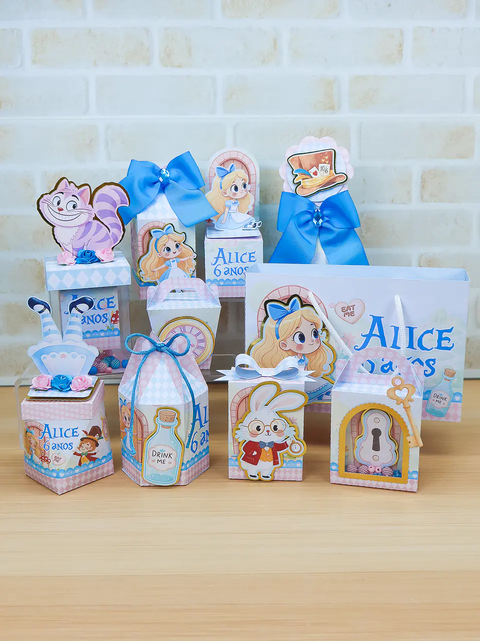 Arquivo de Corte Kit Festa Alice 60 1