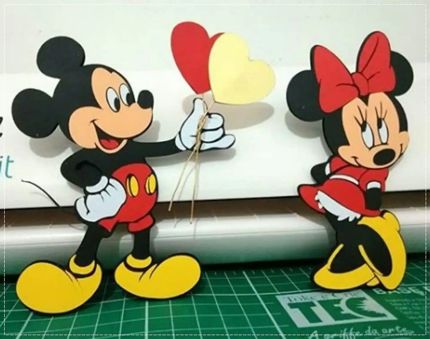 Arquivo de Corte Topo de Bolo Mickey e Minnie 18 1