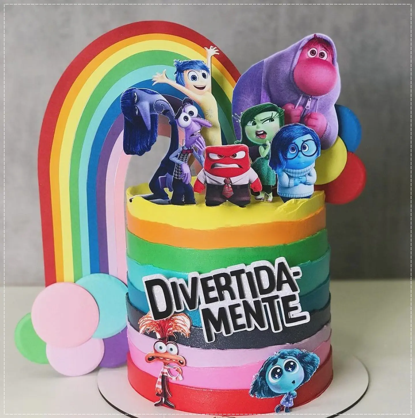 Arquivo de Corte Topo de Bolo Divertida Mente 3 1