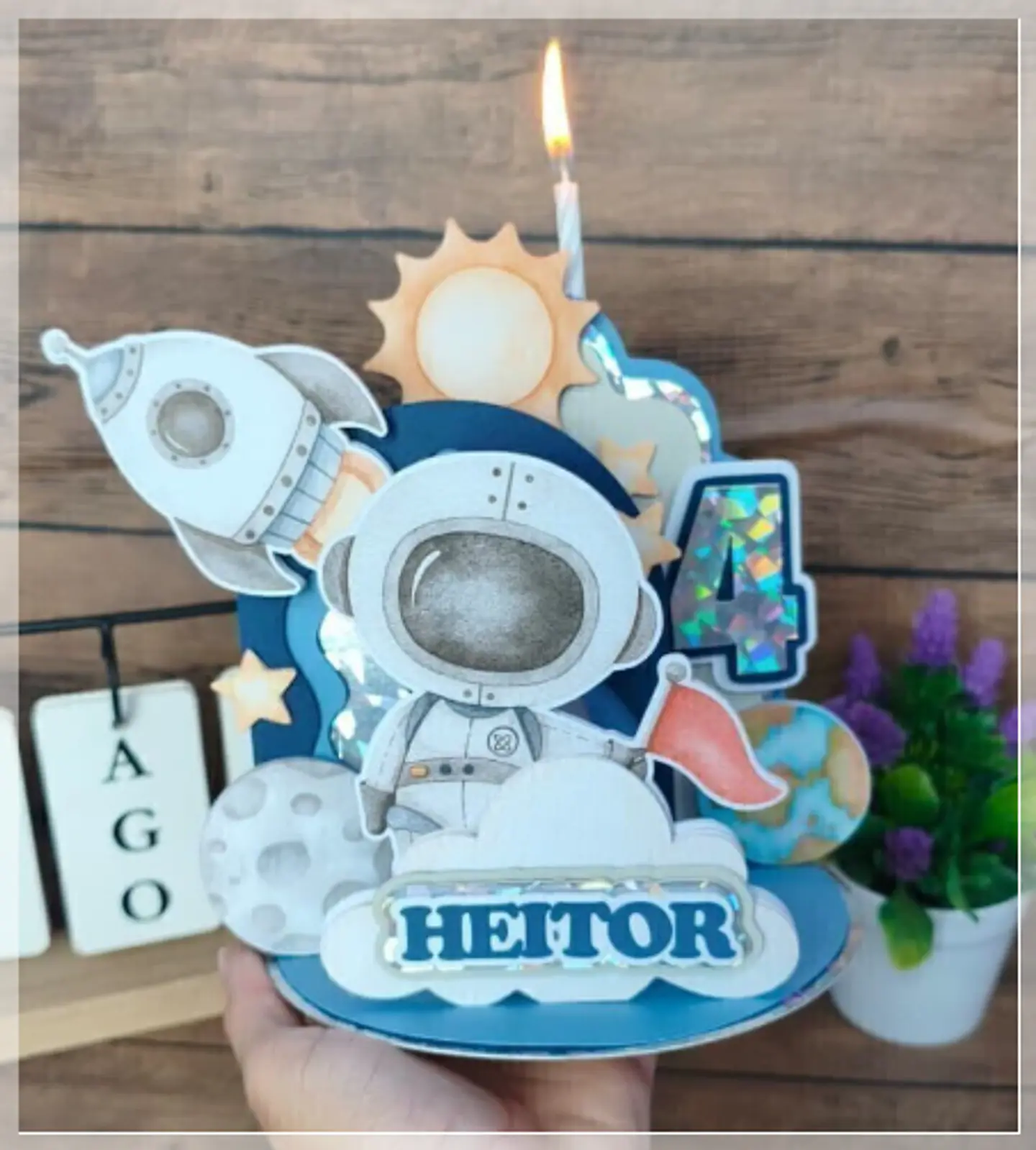 Arquivo de Corte Topo de Bolo Astronauta Vela Cenário 1 1