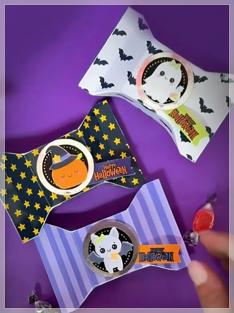 Arquivo de Corte Balinhas Caixa Almofadas Balas Halloween 1