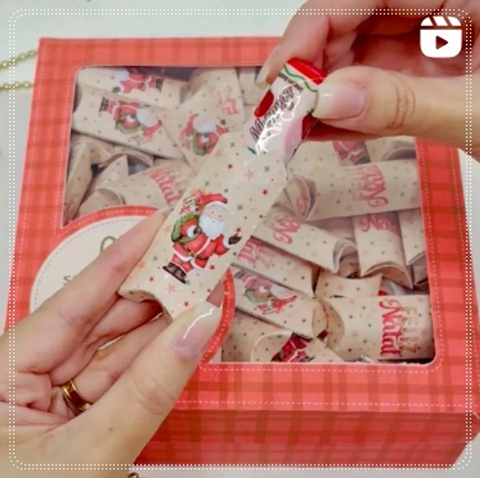 Arquivo de Corte Caixa com Balinhas Personalizadas Natal 1 1