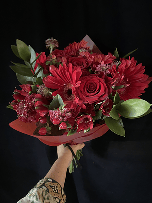 Ramo Flores Rojas