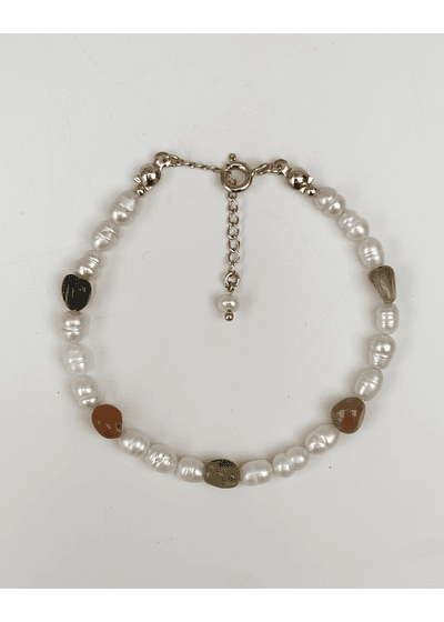 Pulsera perlas y piedras 