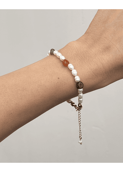 Pulsera perlas y piedras 