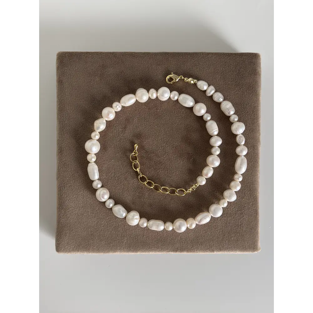 Collar mix de perlas de río