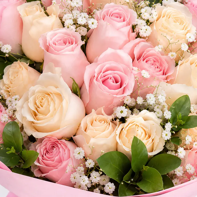Bouquet Rosas Blancas y Rosadas 2