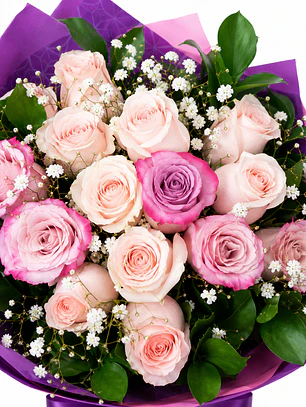Bouquet Rosas Blancas y Rosadas con Morado