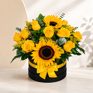 Caja con Girasoles y Rosas Amarillas