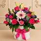 Caja con Gerbera Rosada, Rosas y Lirios - thumbnail 1