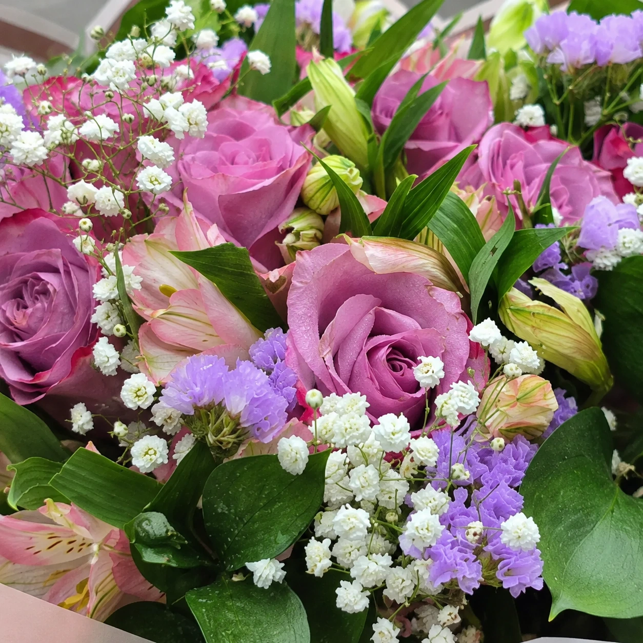 Bouquet Rosas Moradas 2