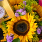 Bouquet Girasoles y Chocolates Ferrero - Miniatura 2