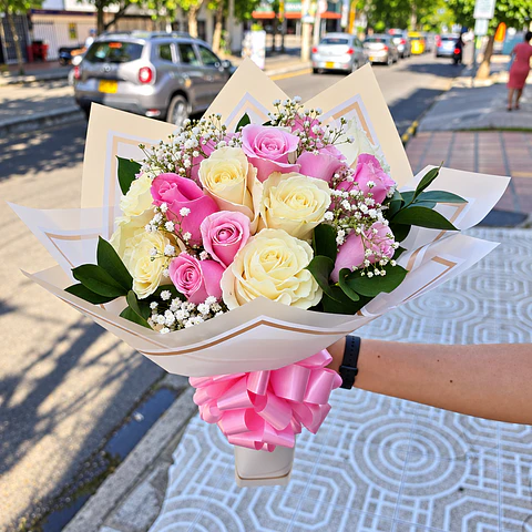 Bouquet of Cream and Pink Roses