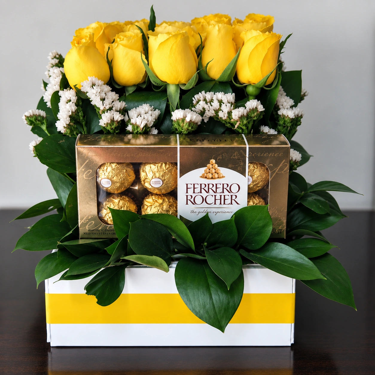 Caja con Rosas Amarillas y Chocolates Ferrero x8 1