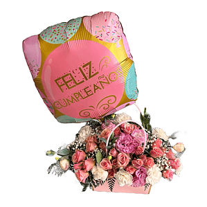 Cartera Floral de Rosas Rosadas con Globo de Cumpleaños y Despacho Hoy | Florabelle