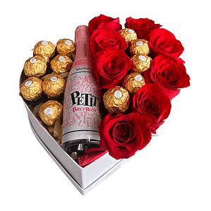 Caja Corazón de Rosas Rojas con Ferrero y Espumante con Despacho Hoy - Florabelle