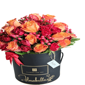 Box Floral con 25 Rosas en Tonos Rojos y Naranjas