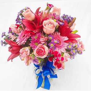 Florero mixto rosado