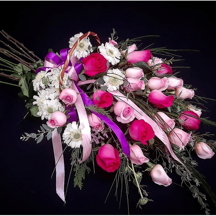 Cesta de Rosas fucsias y rosadas 1