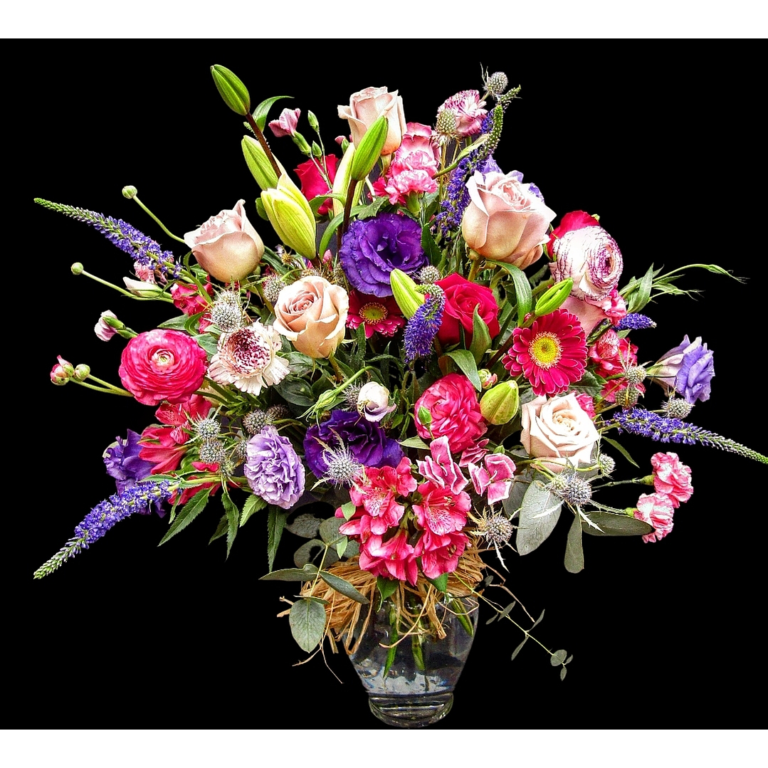 Florero mixto fucsias,  morados y rosas  1