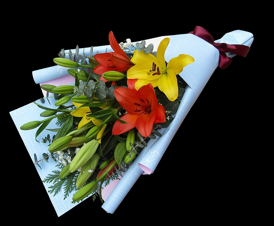 Ramo de liliums surtidos  1