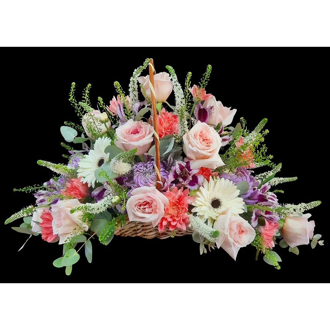 Cesta ovalada en tonos rosas  1