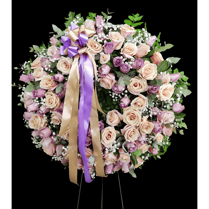 Corona de 100 rosas en atril 1