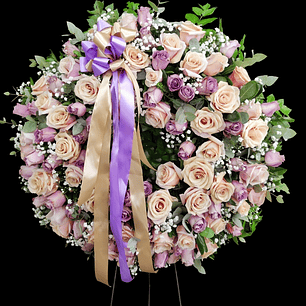 Corona de 100 rosas en atril